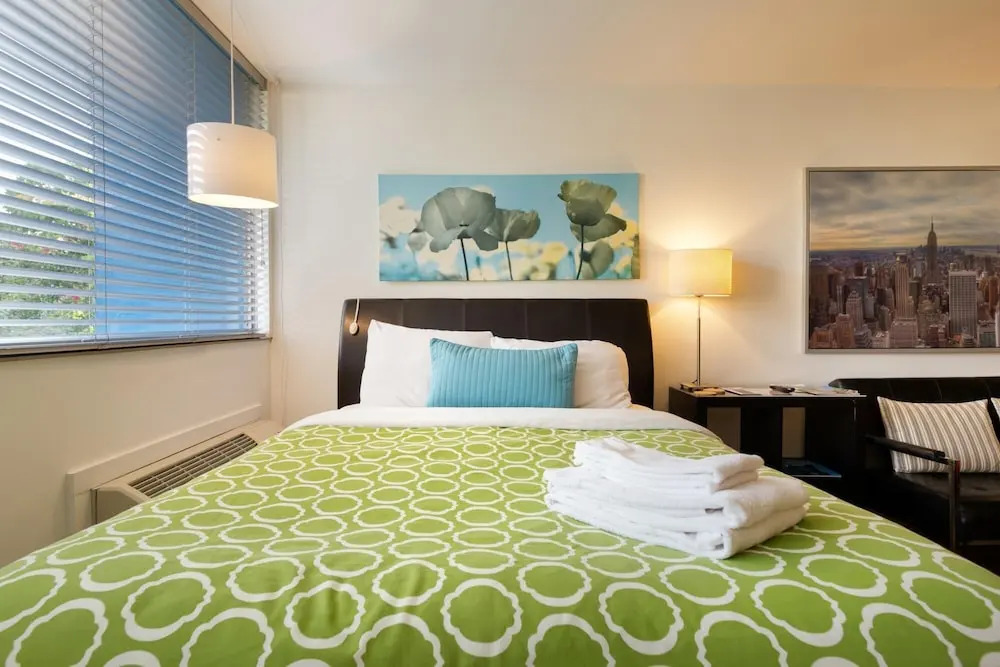 CPE Safe Quiet Studio w Comfortable Bed