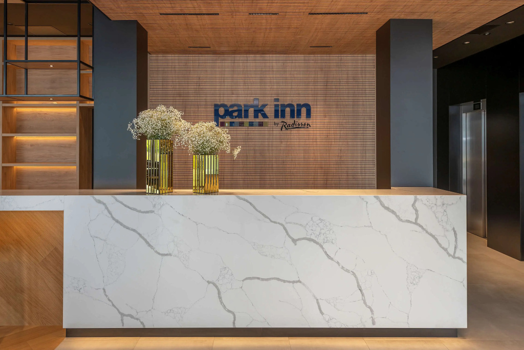 Отель Park Inn by Radisson Vilnius Airport Hotel & Conference Centre