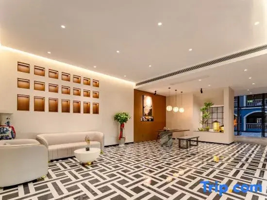 Hongyun·Cixia Hotel
