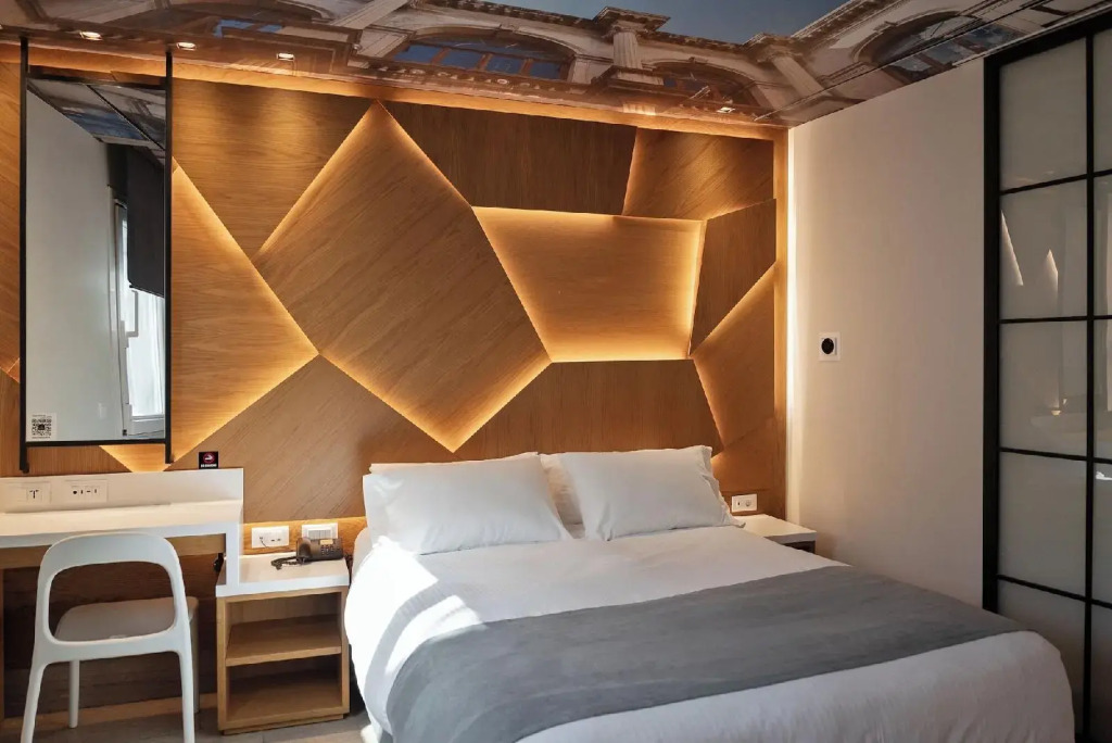 Kastro Hotel
