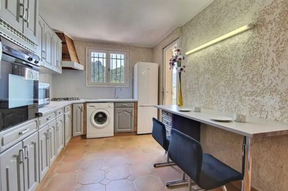 Magnifique Villa,Calme,Vue dégagée,Piscine,Parking,Wifi,Clim
