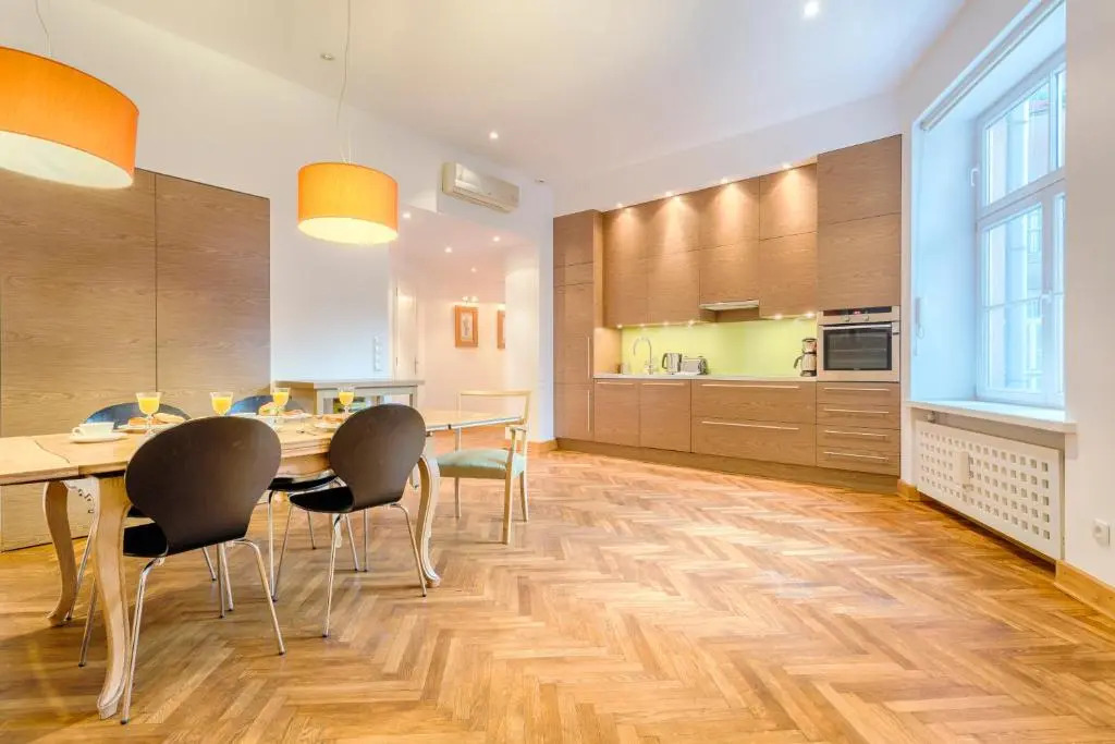 Tyzenhauz Apartments Superior