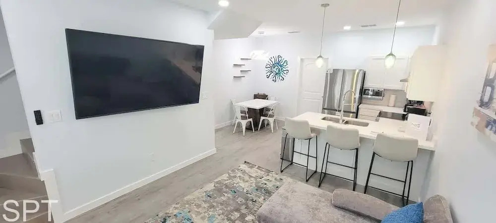 New Townhome - 2 Levels - Heated Pool - #2