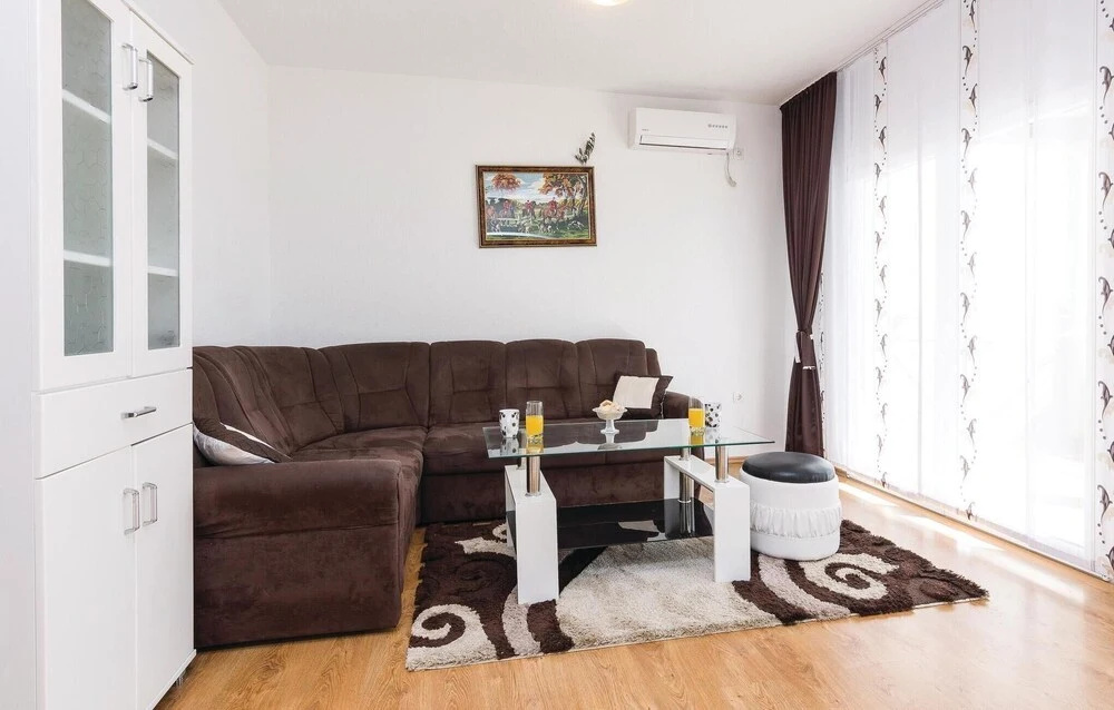 Beautiful Home in Sv.petar na Moru With Wifi and 2 Bedrooms