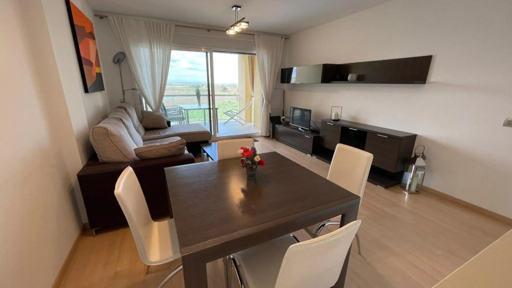 Precioso apartamento en complejo de al standing