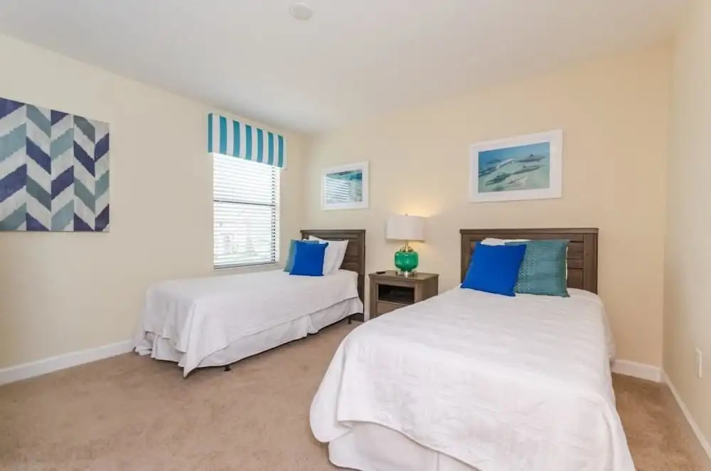 9 Bedroom 5 Bathroom in Champions Gate