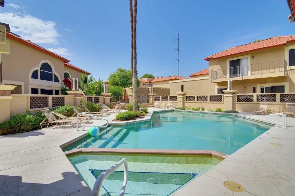 North Phoenix Gem w/ Courtyard & Pool Access