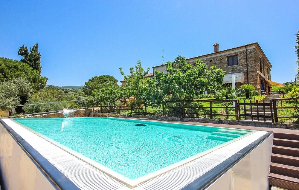 6 Bedroom Beautiful Home In Perdifumo