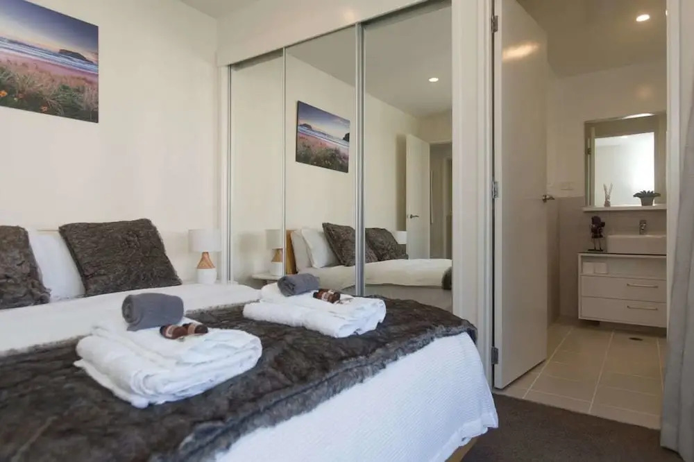 Spacious & Luxurious with Views
