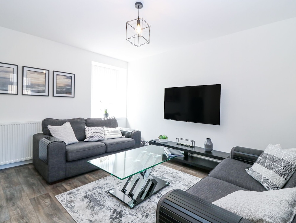 Sea Breeze St Combs