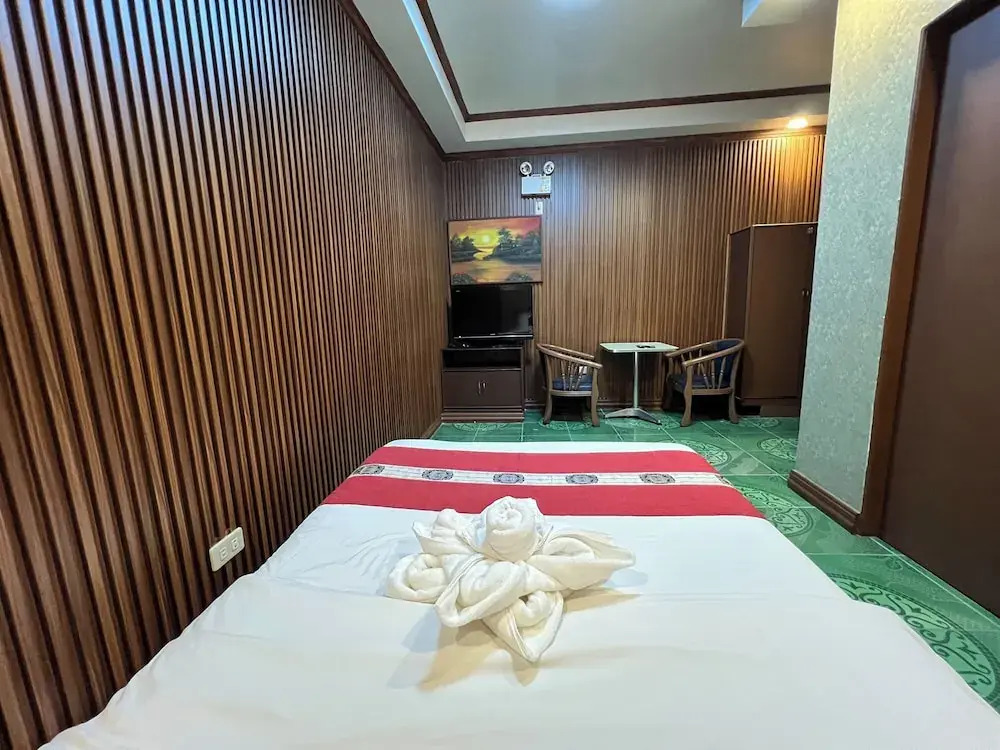 Rossa Hotel