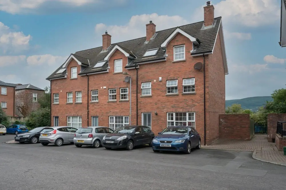 Central Belfast Apartments: Ashley Mews