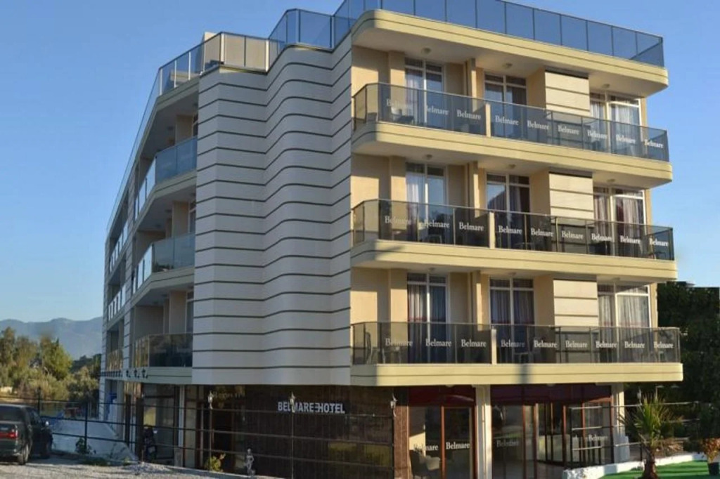 Belmare Hotel