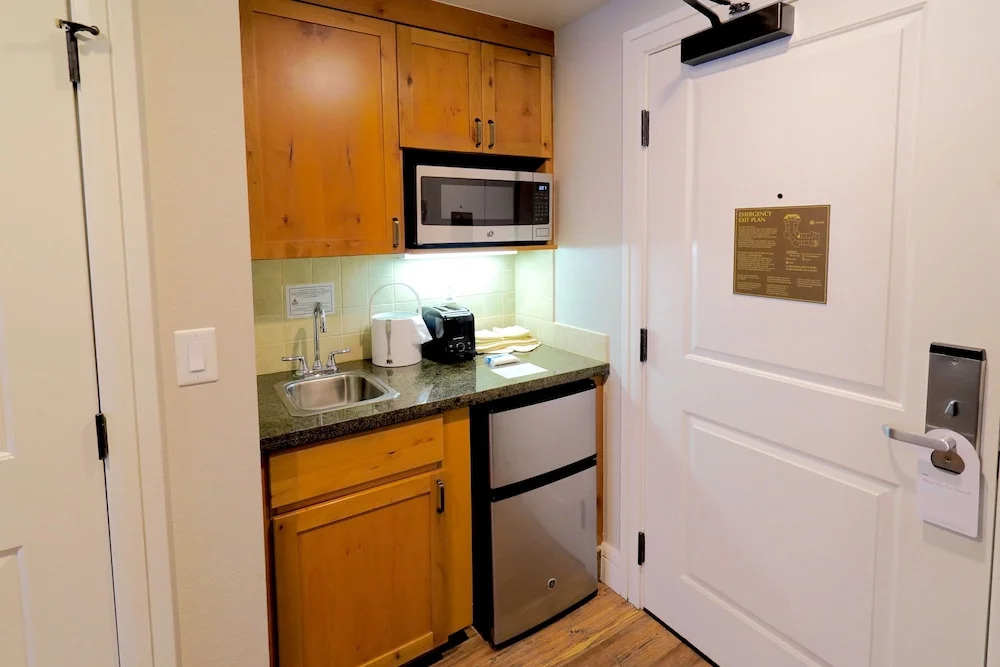 Heavenly Village Condos - Timber Lodge