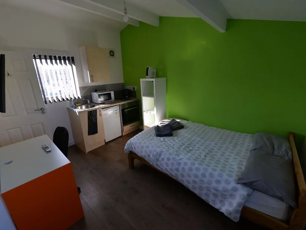 Enticing Apartment in Coventry near Fargo Village