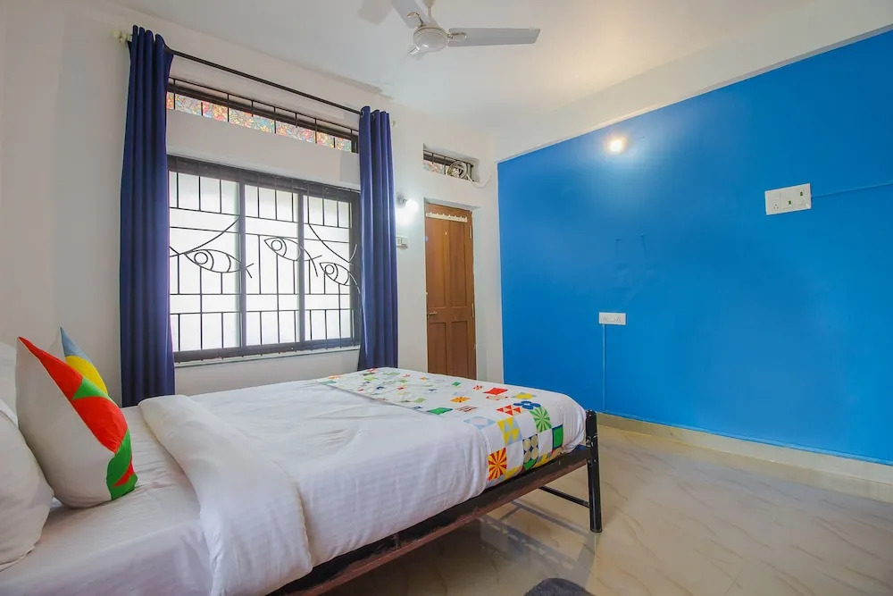 OYO 16094 Home Luxury 2BHK Club Cubana