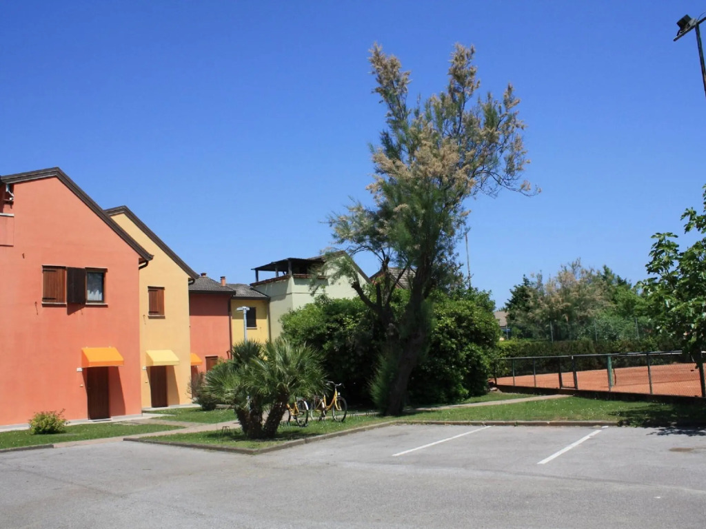 Apartment in Albarella Near Beach & Activities