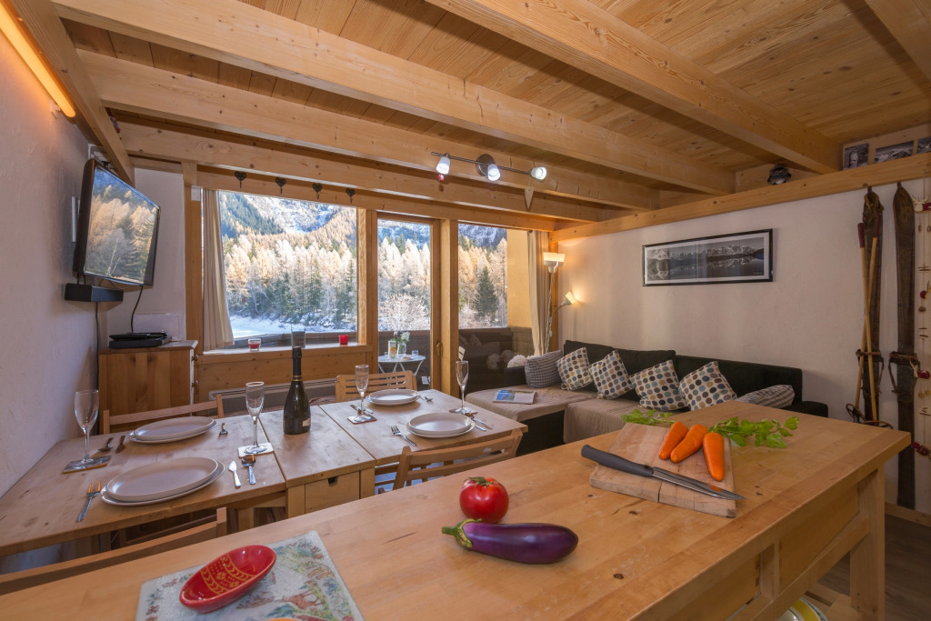 Grand Roc B220 from Slopes 260m, View, Parking & WiFi - Happy Rentals