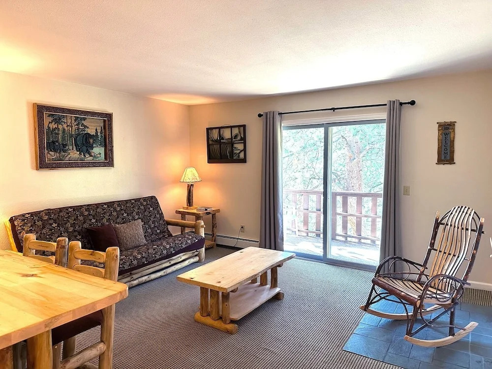 Fawn Valley Inn: 290 1 Bedroom Condo