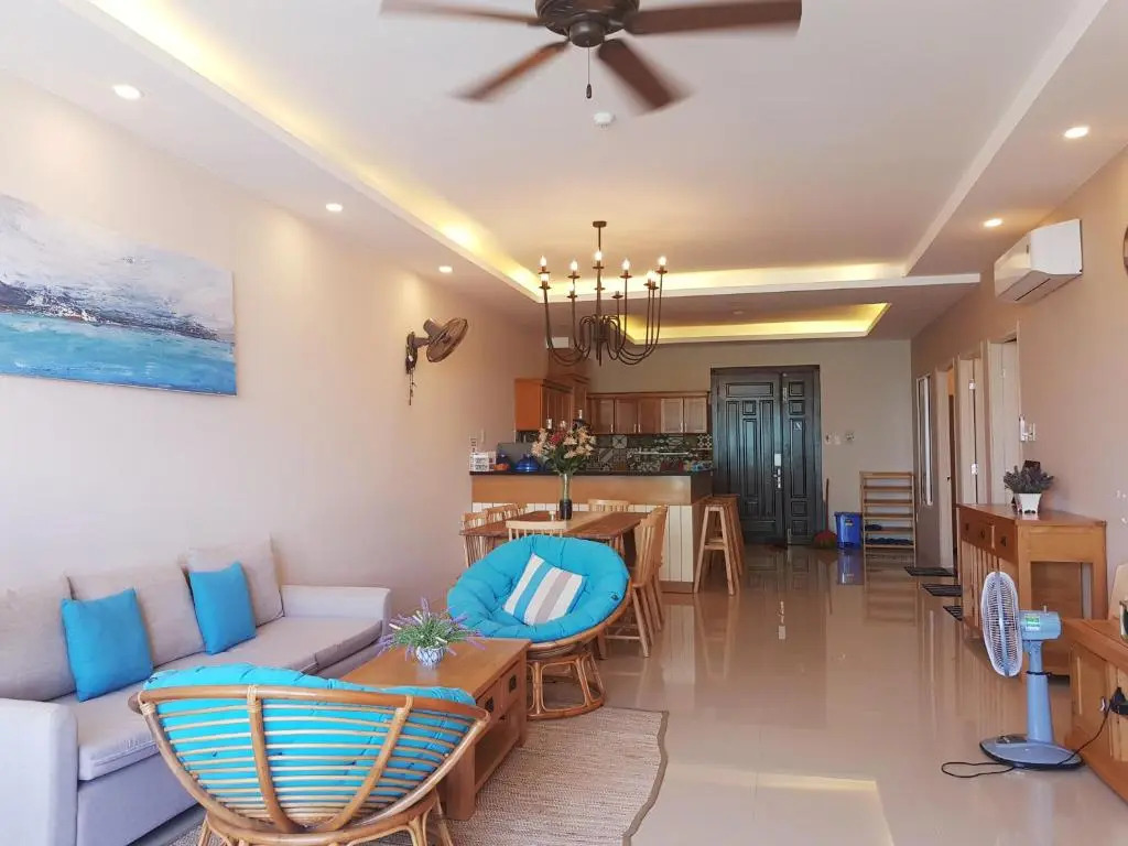 Premium Beach Condotel 3