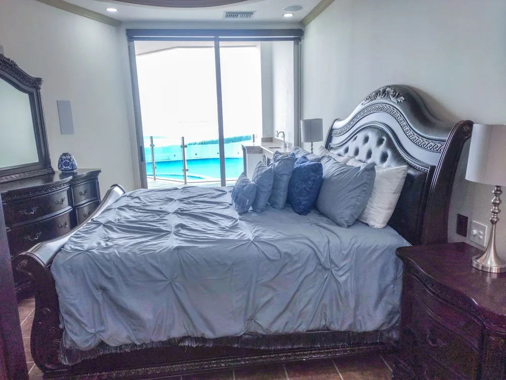 Esmeralda Luxury Resort