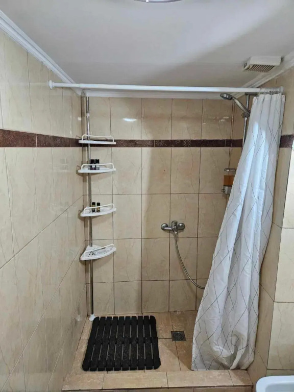 George's Guest House