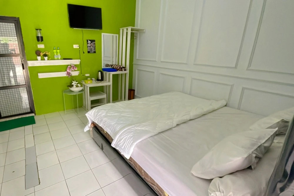 RedDoorz near Jalan Angsana Lubuk Linggau