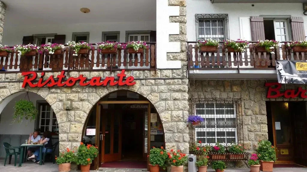 Hotel Des Alpes