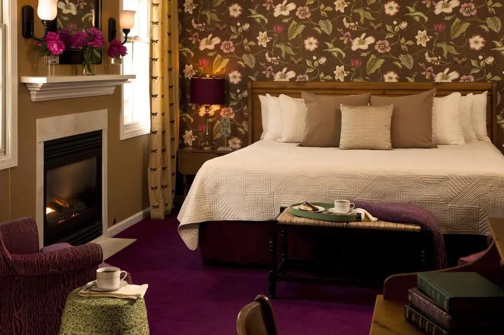 Inn at the Park Bed and Breakfast