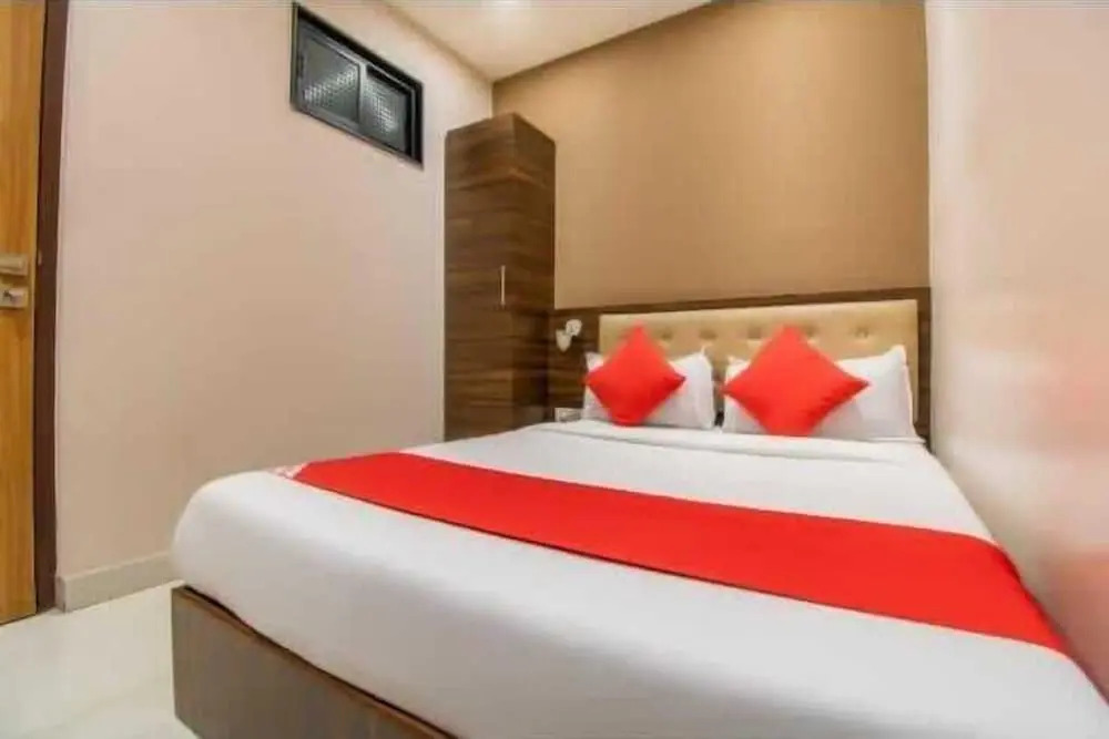 Ruby Hotel