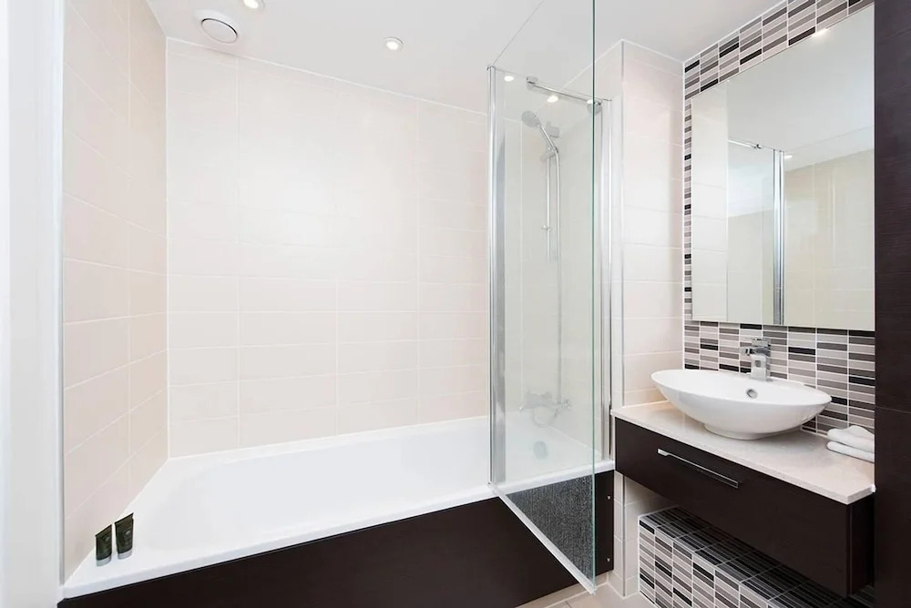 Stunning Contemporary 2br Apartment!
