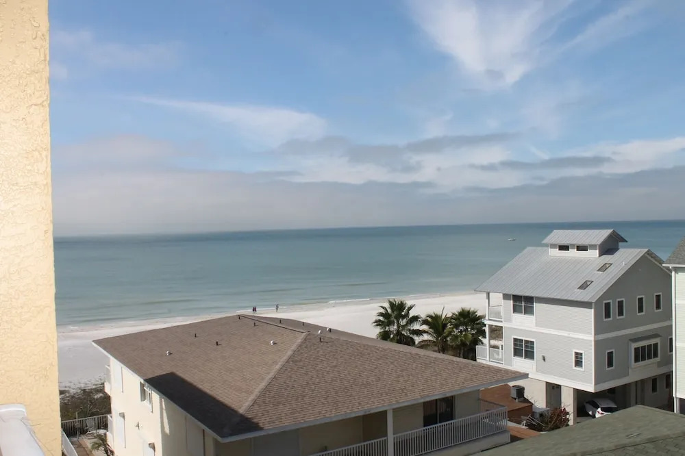Sand Dollar Condominiums