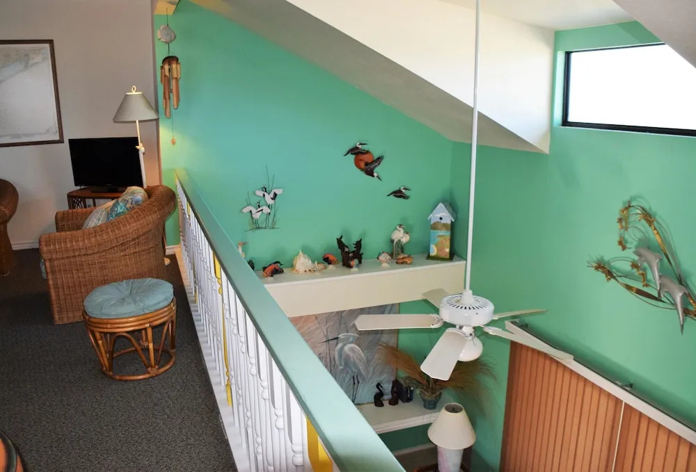 Dolphin House On The Beach - Four Bedroom Home