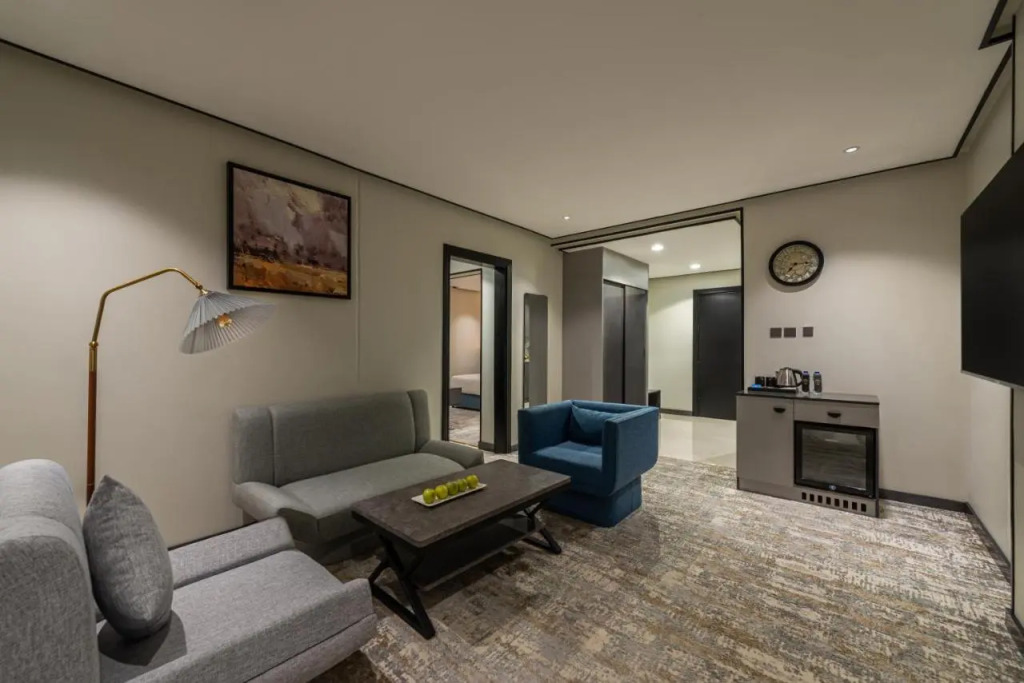 Ross Hotel