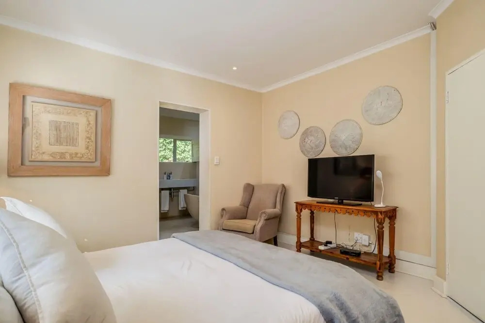 Beach-style Camps Bay Home With Pool and Garden Barbados