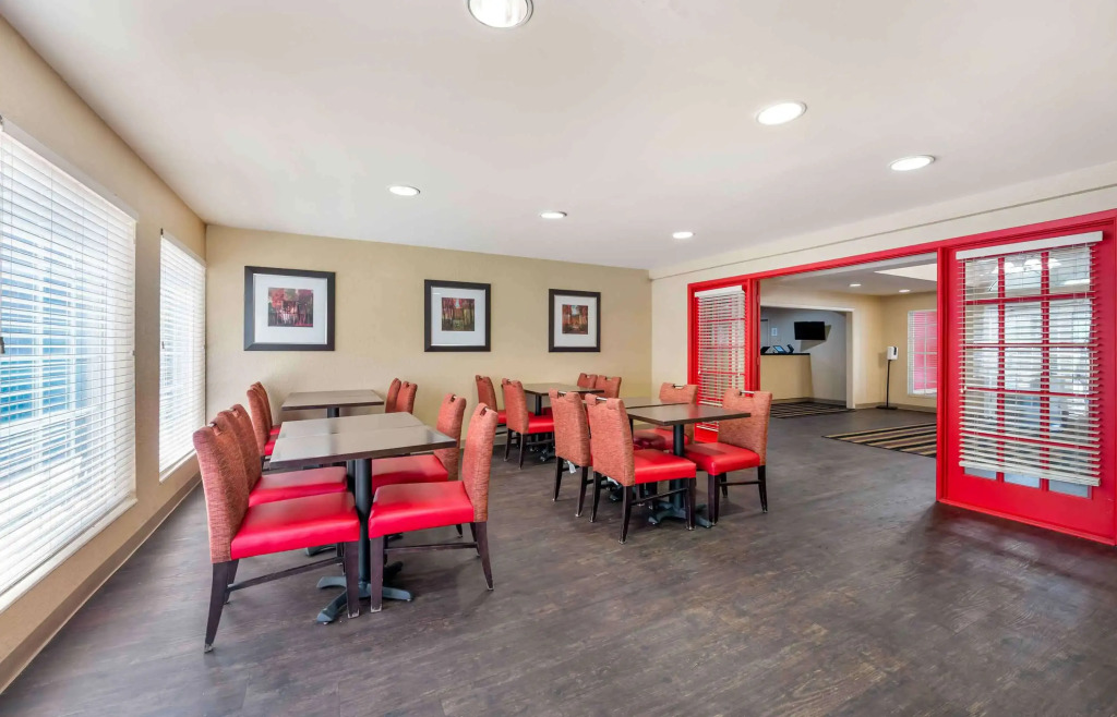 Extended Stay America Suites - Indianapolis - West 86th St