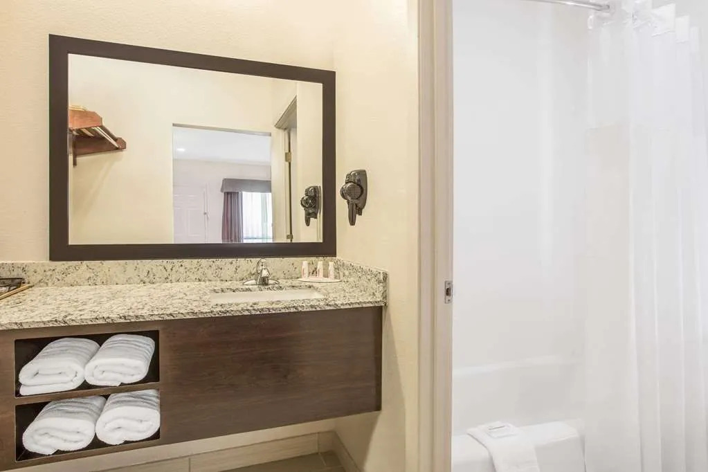 Days Inn Bryan