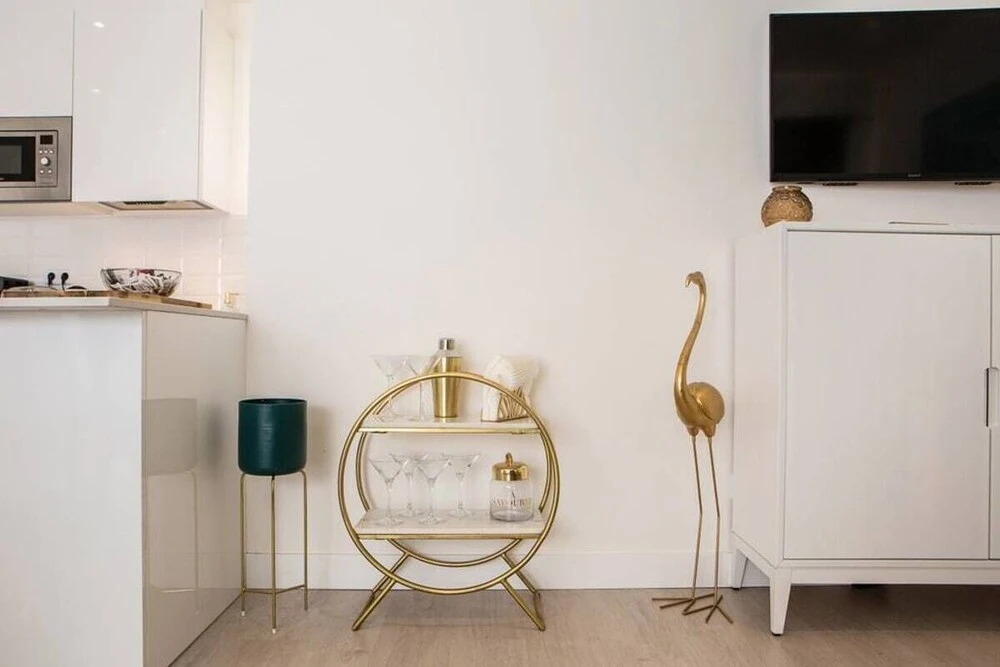 Stunning 1 bed W/sunny Terrace in Madrid Center