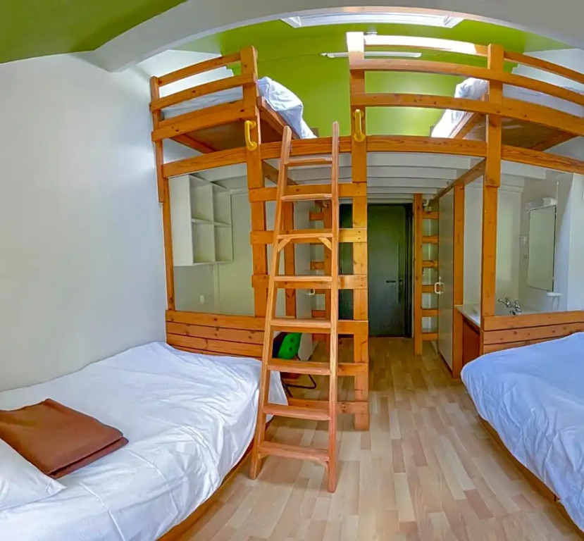 IOU Hebden Bridge Vegetarian Hostel
