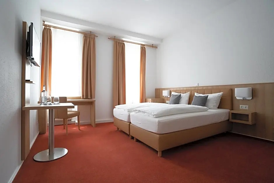 Nineofive Hotel