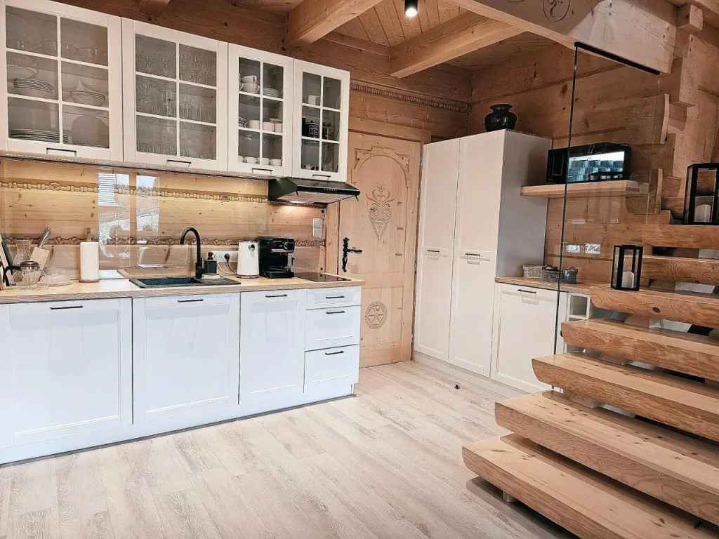 Domek Góralski PREMIUM Niedźwiedzia Gawra & Sauna, Balia by RentiloPL