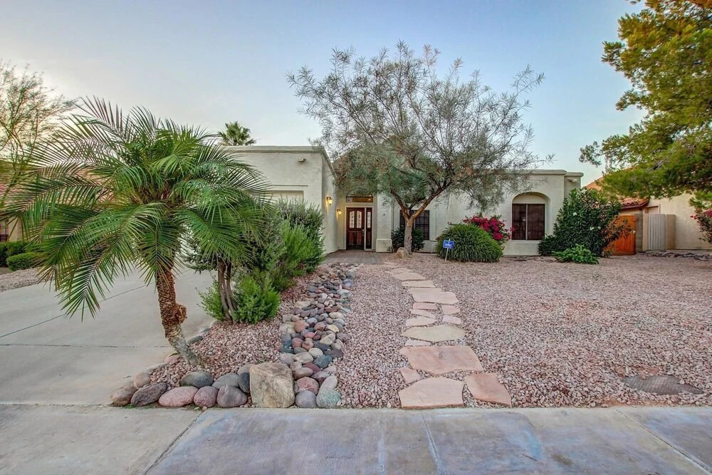 SLS Cactus Acres - FREE Heated Pool, Boccie, Spa & Pool Table.
