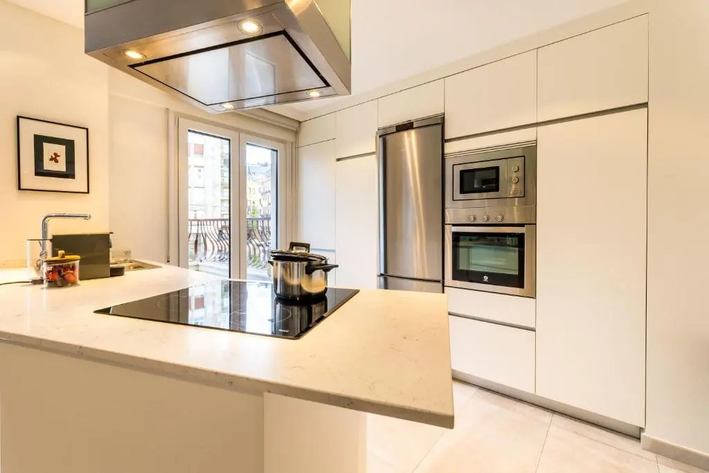 LA CONCHA BEACHVIEW apartment