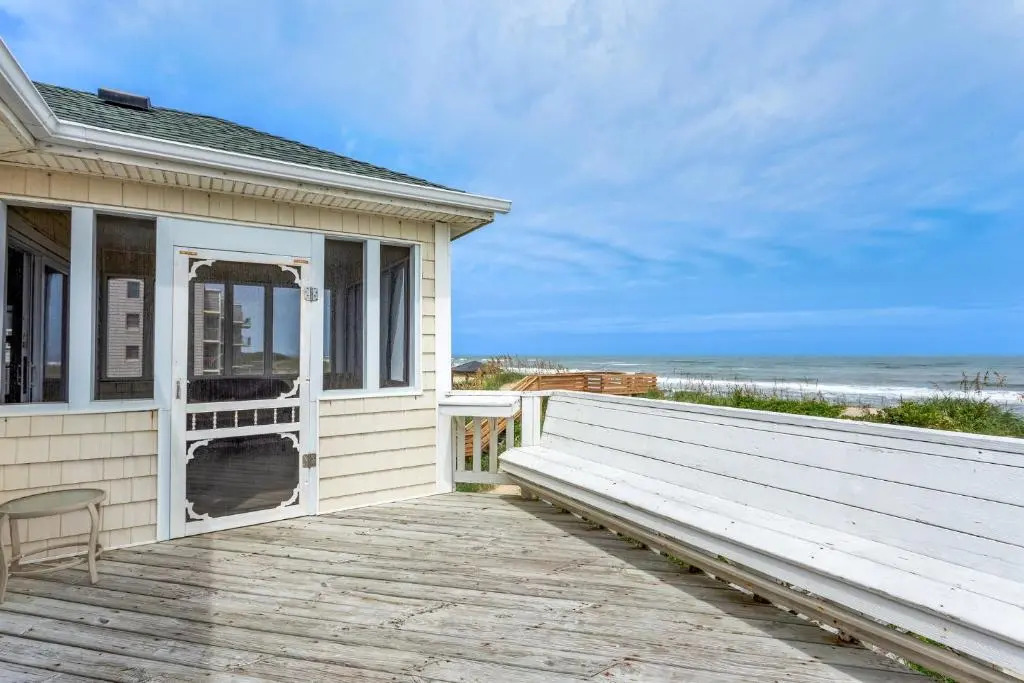 6175 - Longview Cottage