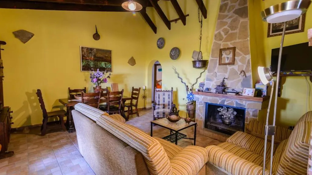 Finca Los Colorines Antequera - La Higuera by Ruralidays