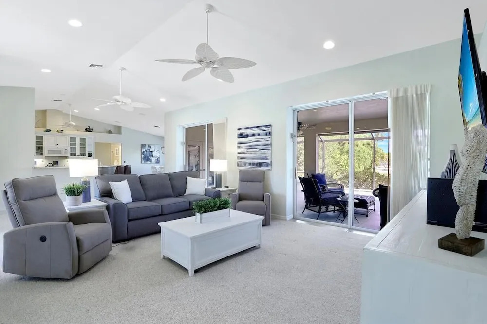 Shalimar Waterfront Pool Home