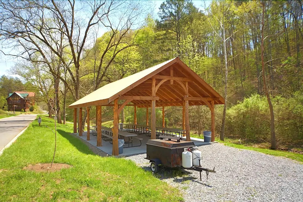 Dream Catcher II 1 Bedroom Home with Hot Tub