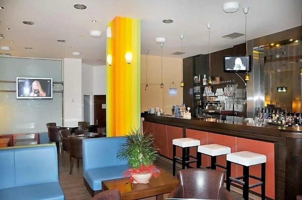 Hotel Elena