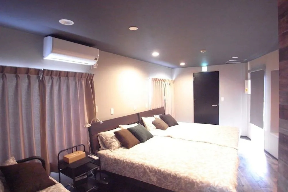 MBF Funabashi House