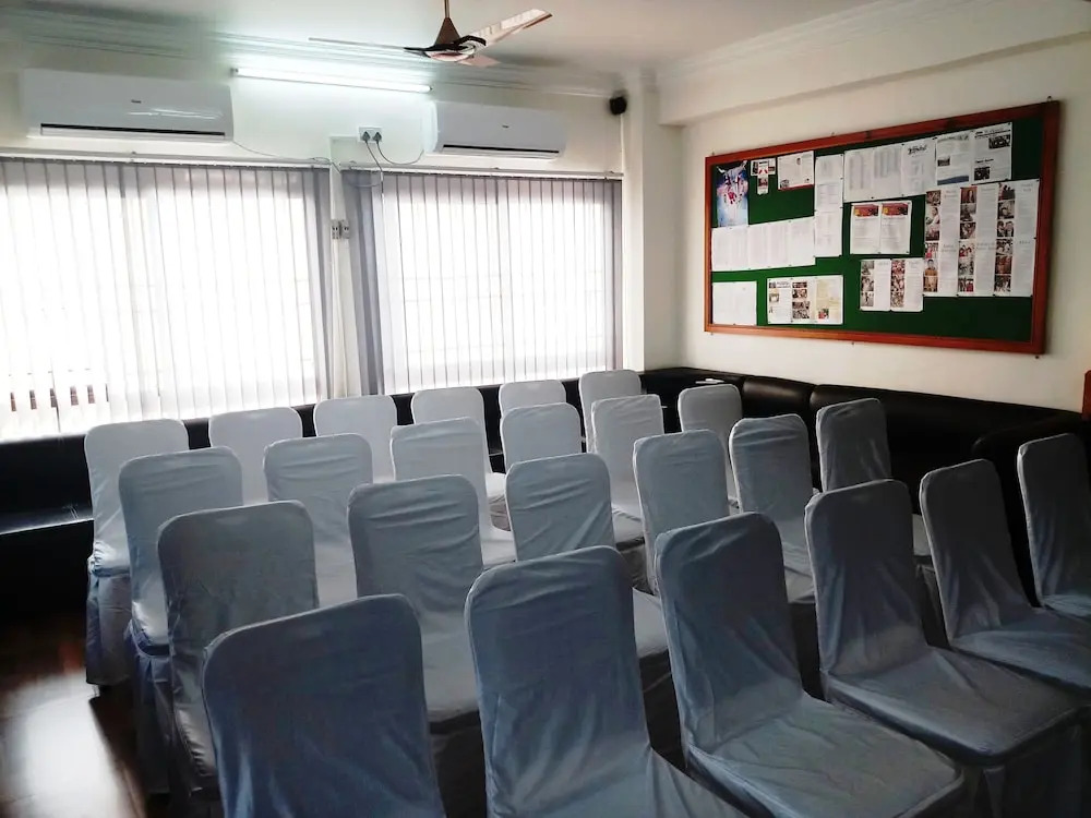 Hotel Awana